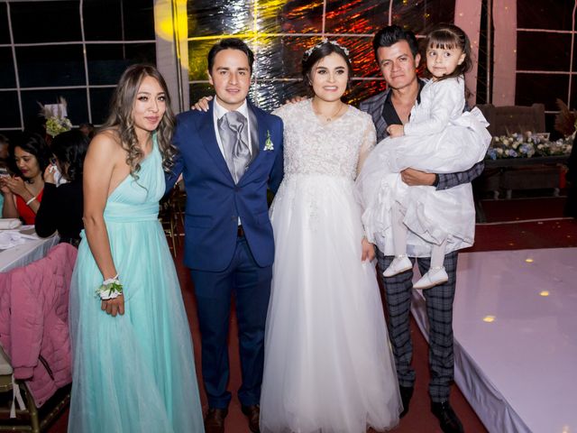 La boda de Ernesto y Fabiola en Villa del Carbón, Estado México 728