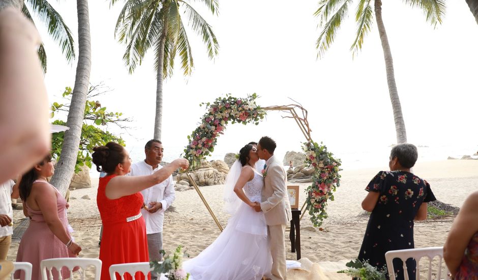 La boda de Abraham  y Anayely  en Puerto Escondido, Oaxaca