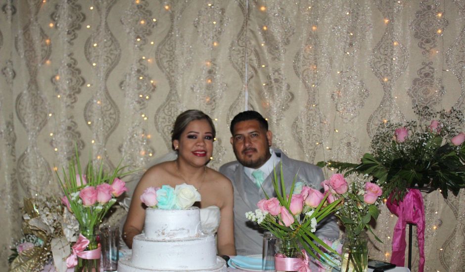 La boda de Jorge Luis y Lorena en Colima, Colima