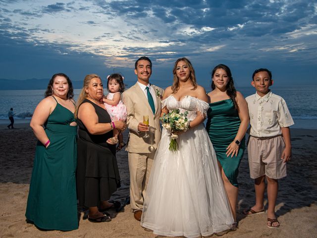 La boda de Cristopher Rodrigo  y Claudia Ivonne  en Puerto Vallarta, Jalisco 10