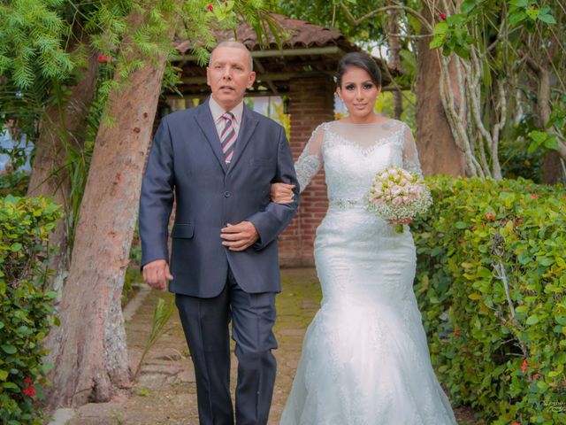 La boda de Eder y Saday en Acayucan, Veracruz 11