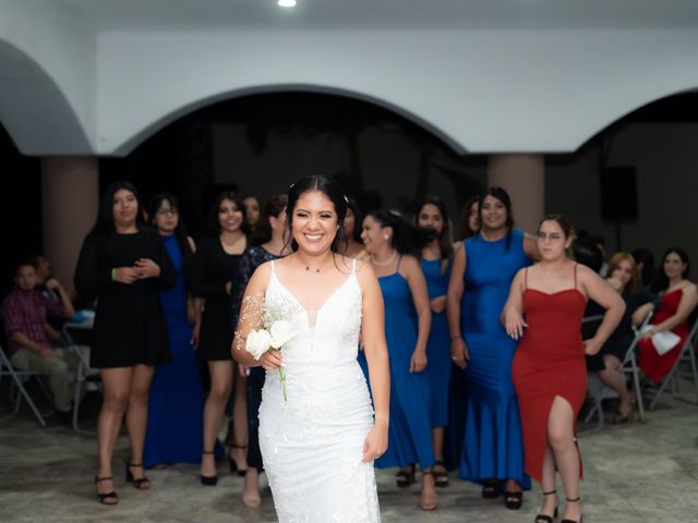 La boda de Manuel y Marlene en Colima, Colima 9