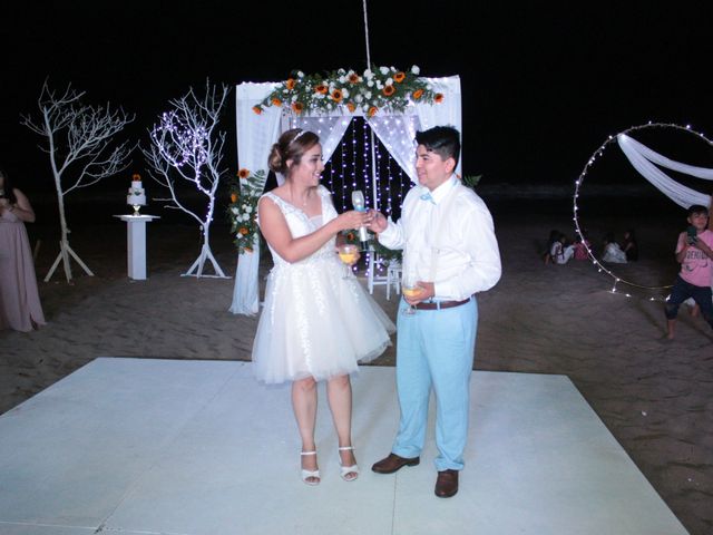 La boda de Juan Pablo  y Alejandra  en Manzanillo, Colima 3