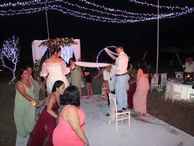 La boda de Juan Pablo  y Alejandra  en Manzanillo, Colima 4
