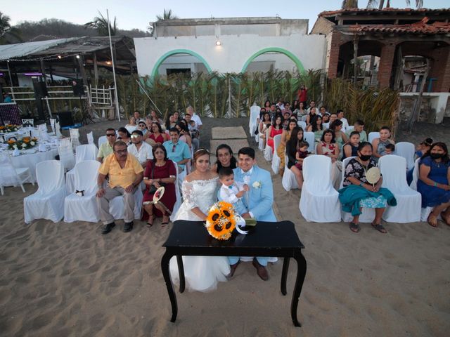 La boda de Juan Pablo  y Alejandra  en Manzanillo, Colima 5