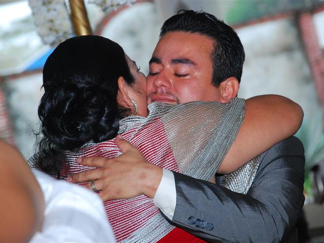 La boda de Gonzalo y Alexandra en Huimanguillo, Tabasco 36