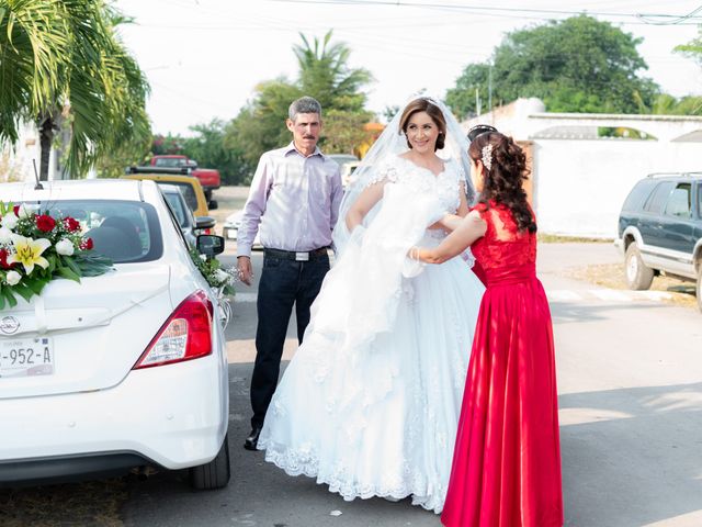 La boda de Silvestre y Isela en Colima, Colima 1
