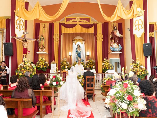 La boda de Silvestre y Isela en Colima, Colima 4