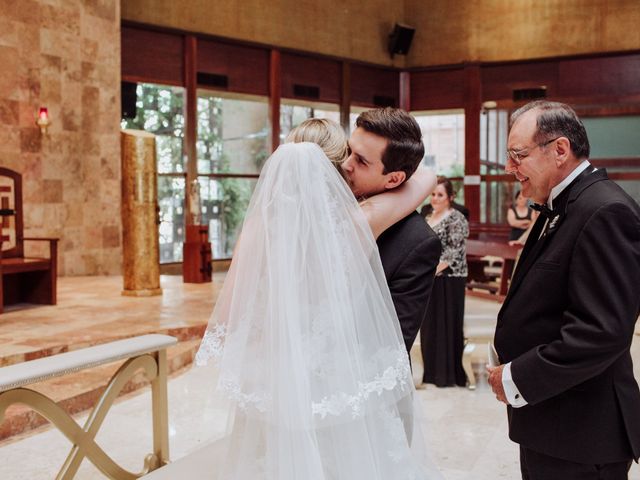 La boda de Gustavo y Mariana en Torreón, Coahuila 37