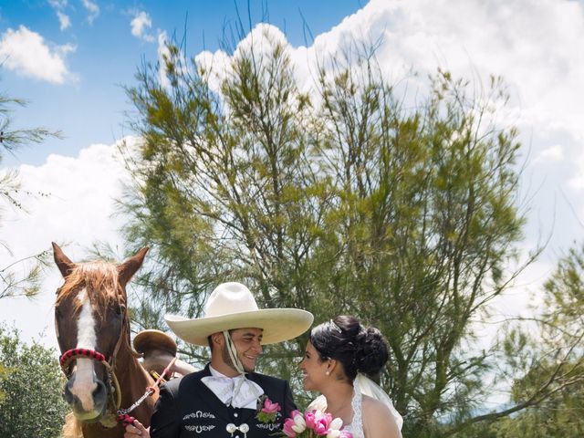 La boda de Enrique y Lesly en Ixtlahuaca, Estado México 20