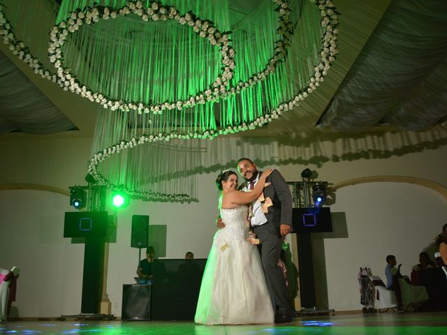 La boda de Salvador y Claudia en Zapopan, Jalisco 13