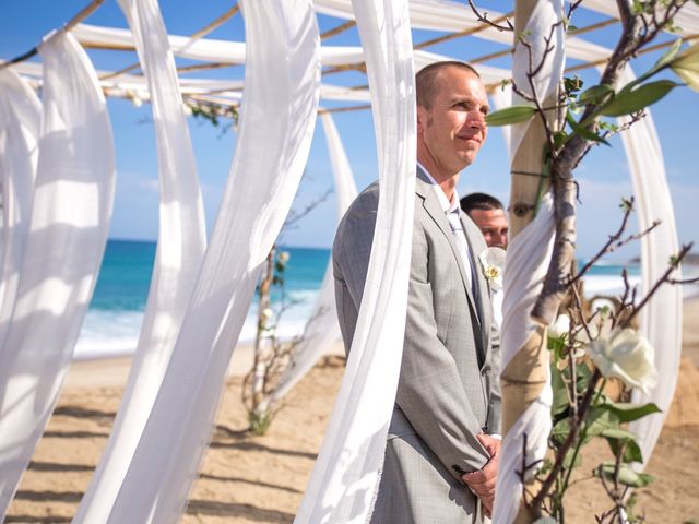 La boda de Robert y Monique en Los Cabos, Baja California Sur 32