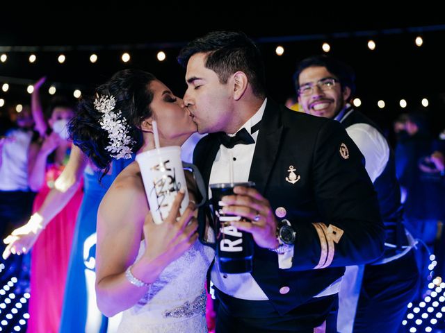 La boda de Raúl y Elisa en Guanajuato, Guanajuato 57