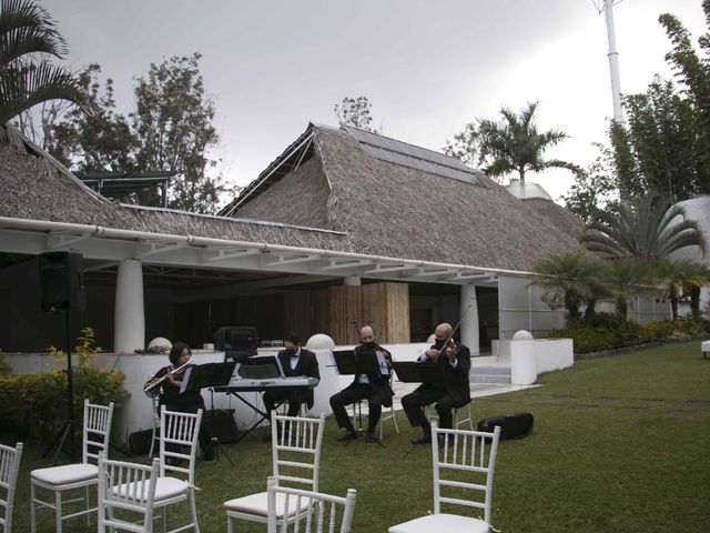 La boda de Carlos y Devit en Xalapa, Veracruz 5