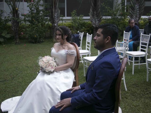 La boda de Carlos y Devit en Xalapa, Veracruz 8