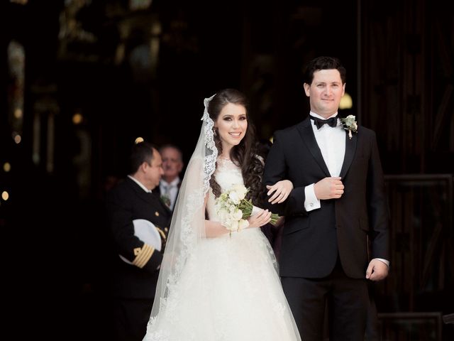 La boda de Juan Carlos  y Adhara en León, Guanajuato 7