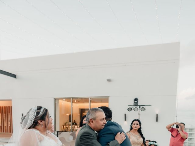 La boda de Edward y Dulce en Cancún, Quintana Roo 16