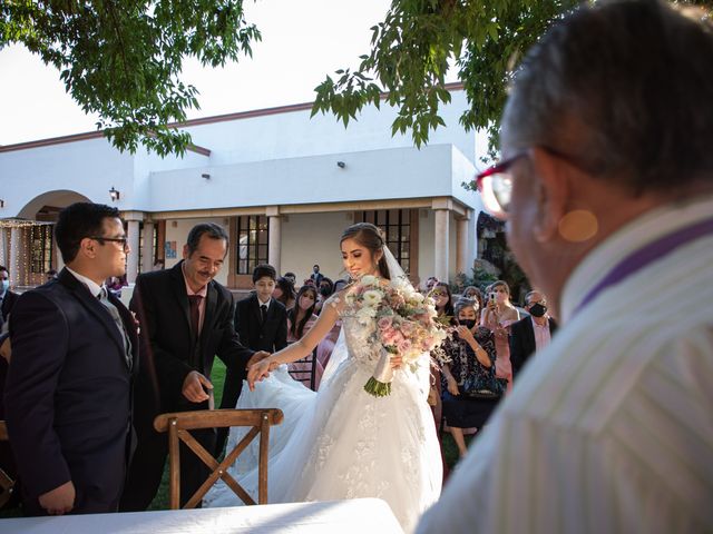 La boda de Naim y Elizabeth en Tonalá, Jalisco 23