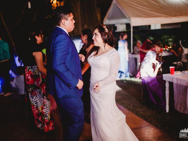 La boda de David y Fabiola en Tampico, Tamaulipas 335