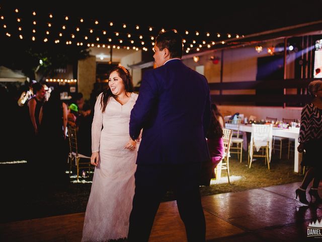 La boda de David y Fabiola en Tampico, Tamaulipas 343