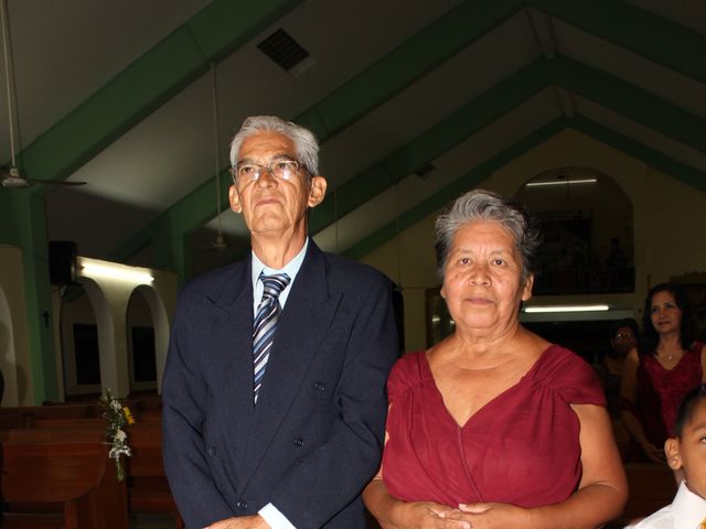 La boda de Julio Alberto  y Ana Laura  en Chetumal, Quintana Roo 5