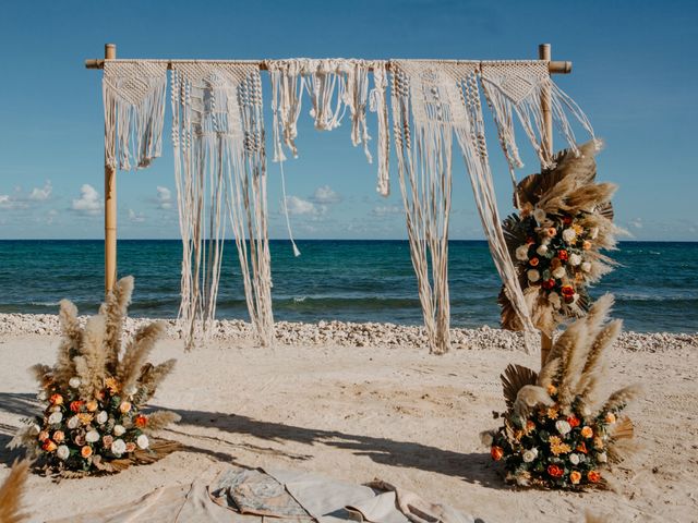 La boda de Luis y Mychelle en Playa del Carmen, Quintana Roo 20