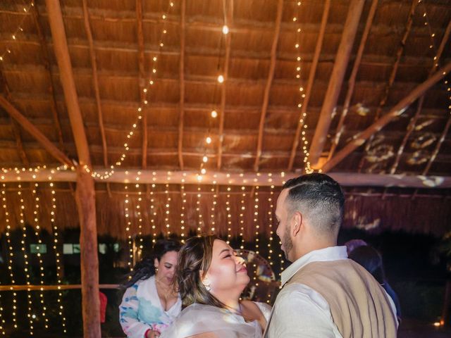 La boda de Luis y Mychelle en Playa del Carmen, Quintana Roo 113