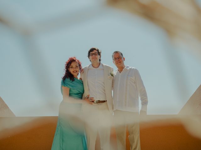 La boda de Adrian y Dary en Ixtapa Zihuatanejo, Guerrero 16