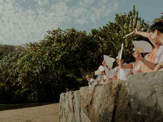 La boda de Adrian y Dary en Ixtapa Zihuatanejo, Guerrero 38