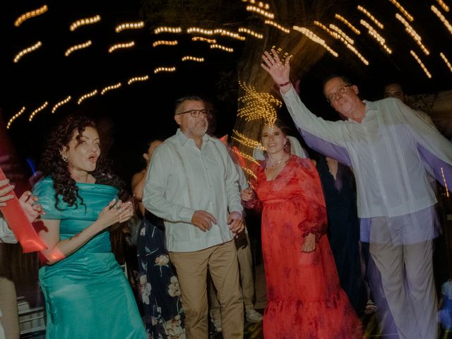 La boda de Adrian y Dary en Ixtapa Zihuatanejo, Guerrero 89