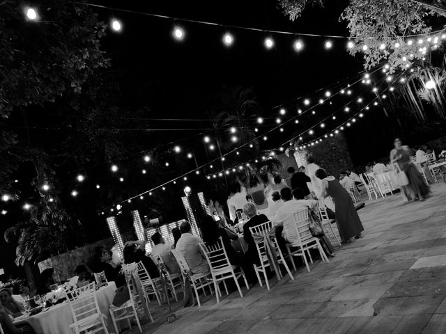 La boda de Adrian y Dary en Ixtapa Zihuatanejo, Guerrero 121