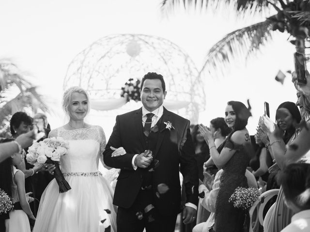 La boda de Yahel y Tatiana en Cancún, Quintana Roo 63