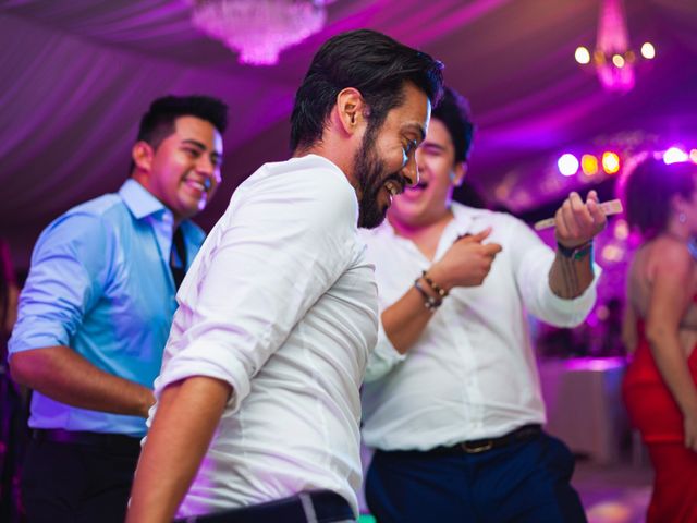 La boda de Yahel y Tatiana en Cancún, Quintana Roo 121