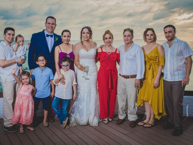 La boda de Arturo y Pamela en Bucerias, Nayarit 143