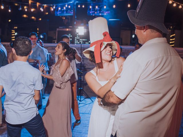 La boda de Arturo y Pamela en Bucerias, Nayarit 198