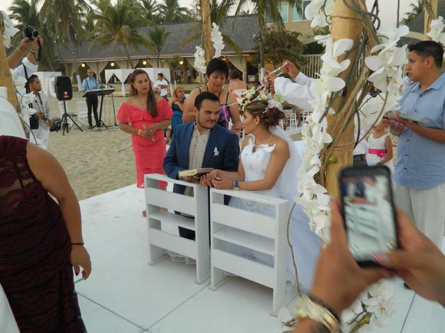 La boda de Alberto y Nidia Ivette en Acapulco, Guerrero 2