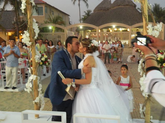 La boda de Alberto y Nidia Ivette en Acapulco, Guerrero 3