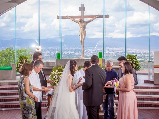 La boda de Luis René y Ana Carolina en Temixco, Morelos 39