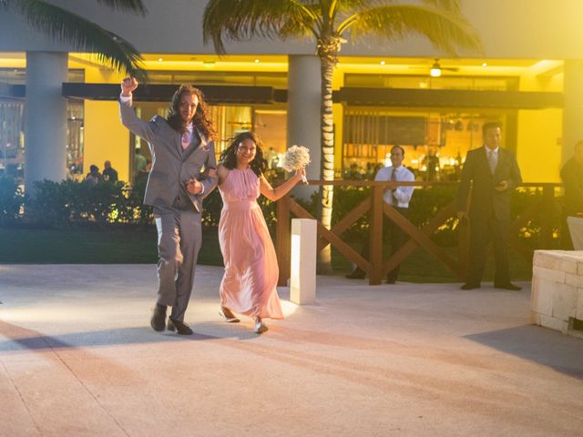 La boda de Lucas y Christina en Cancún, Quintana Roo 107