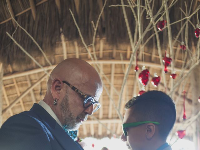 La boda de Raymond y Harvey en Puerto Vallarta, Jalisco 11