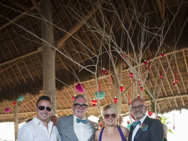 La boda de Raymond y Harvey en Puerto Vallarta, Jalisco 13