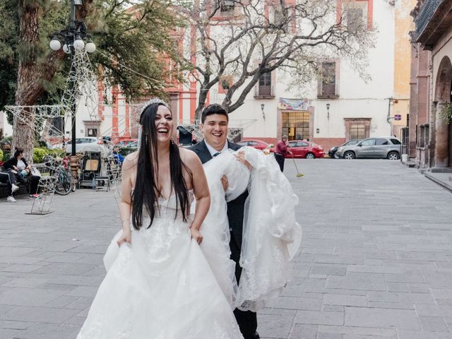 La boda de José Guadalupe y Lucy Estefanía en San Luis Potosí, San Luis Potosí 5