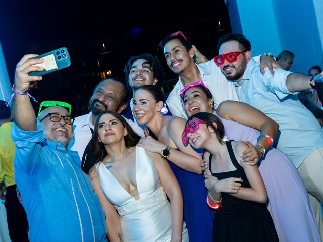 La boda de Hector  y Iliana  en Cancún, Quintana Roo 4