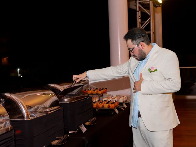 La boda de Hector  y Iliana  en Cancún, Quintana Roo 11