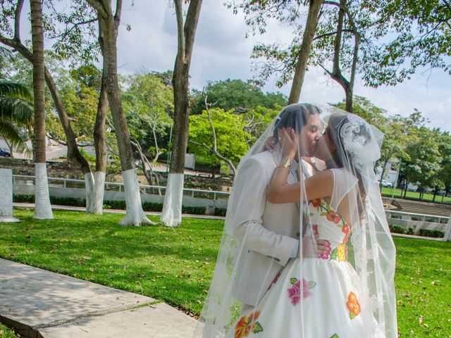 La boda de Carlos y Lupita en Villahermosa, Tabasco 10