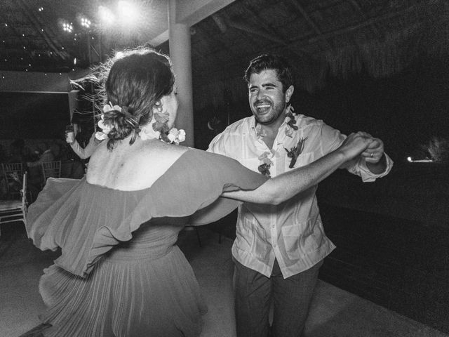 La boda de Santiago y Raysana en Cancún, Quintana Roo 98