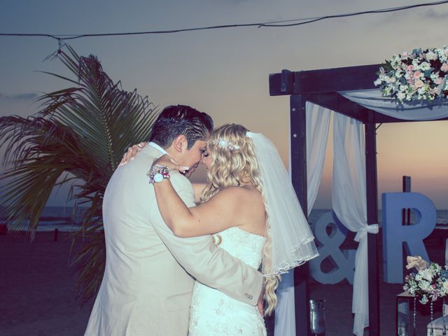 La boda de Rodrigo y Teresa en Mazatlán, Sinaloa 17
