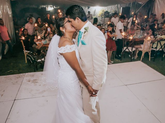 La boda de Pablo y Dalia  en Tequesquitengo, Morelos 35