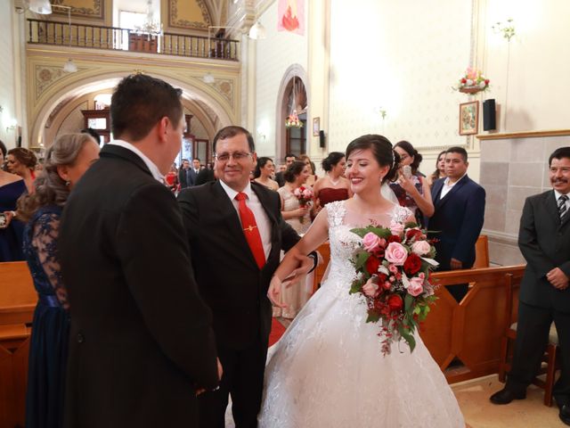 La boda de Alex y Lucero en San Luis Potosí, San Luis Potosí 19