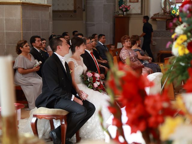 La boda de Alex y Lucero en San Luis Potosí, San Luis Potosí 21